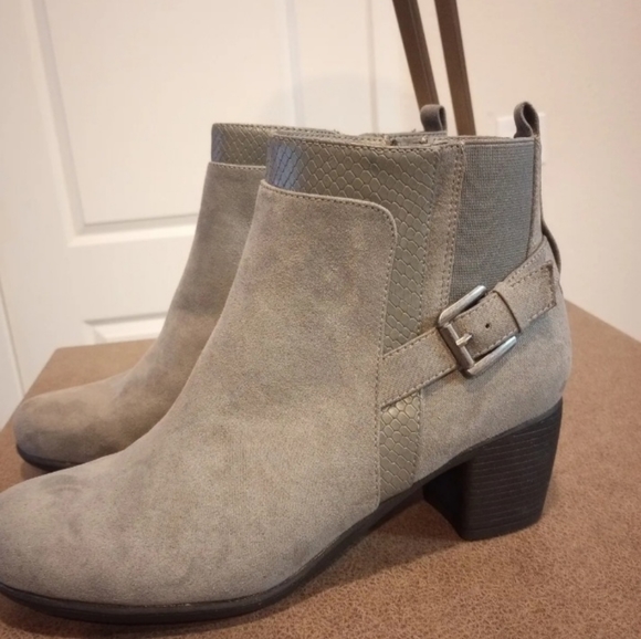 Ladies boots size 9m - Picture 5 of 11